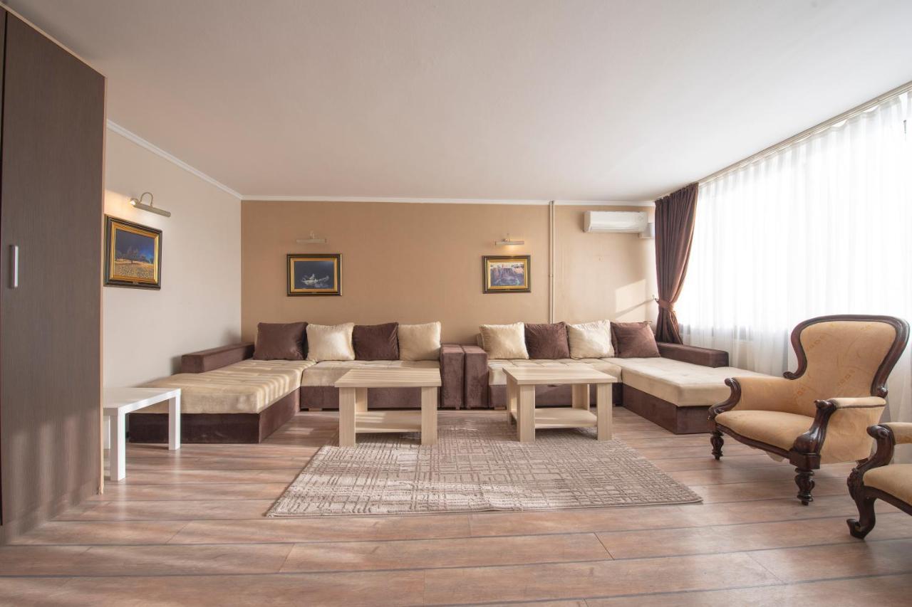 Hotel Club Satelit Zlatibor Exterior foto